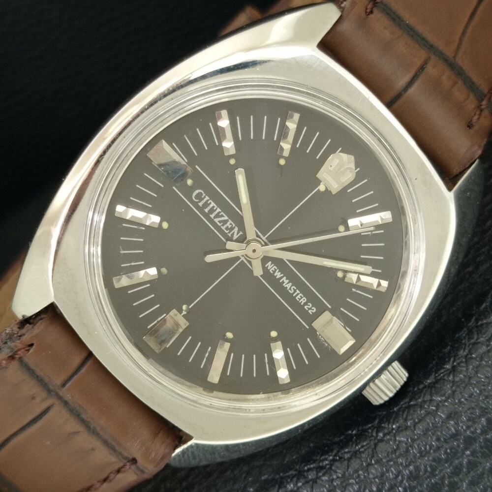 Vintage 1985 Citizen Manual Wound Mens Silver Watch & Black accents